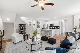 8927 Sharonbrook Dr, Charlotte, NC 28210 - Photo 10