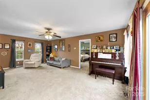 2739 Stockwood Dr, Gastonia, NC 28056 - Photo 2