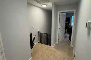 6162 Cove Creek Dr, Charlotte, NC 28215 - Photo 8