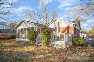 119 W Close St, Fort Mill, SC 29715 - Photo 28