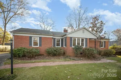 119 W Close Street, Fort Mill, SC 29715 - Photo 2