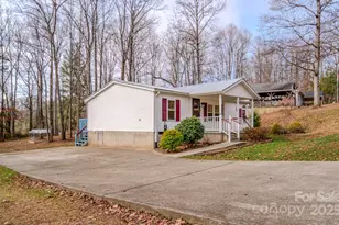 319 Sunrise Ridge Dr, Hendersonville, NC 28792 - Photo 26