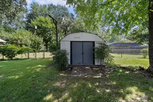 2213 Milton Rd, Charlotte, NC 28215 - Photo 4