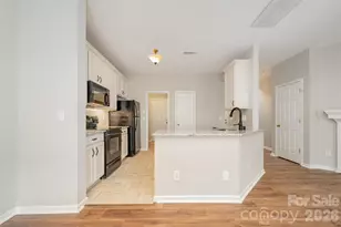 12248 Stratfield Pl Cir, Pineville, NC 28134 - Photo 10
