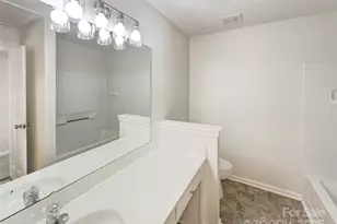 9028 Four Mile Crk Rd, Charlotte, NC 28277 - Photo 12