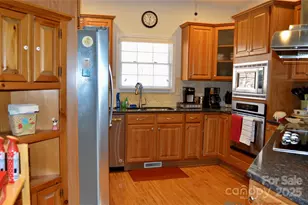 7972 Summit Ridge Dr, Catawba, NC 28609 - Photo 4