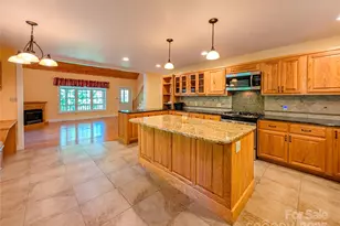 355 Rosewood Ln, Burnsville, NC 28714 - Photo 6