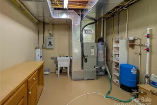 355 Rosewood Ln, Burnsville, NC 28714 - Photo 34