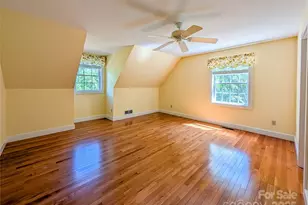 355 Rosewood Ln, Burnsville, NC 28714 - Photo 14