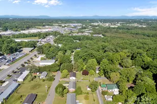 136 Kent Dr, Forest City, NC 28043 - Photo 16