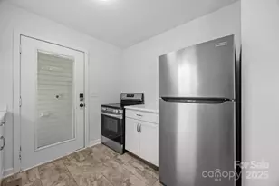 136 Kent Dr, Forest City, NC 28043 - Photo 38