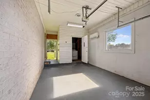 136 Kent Dr, Forest City, NC 28043 - Photo 44