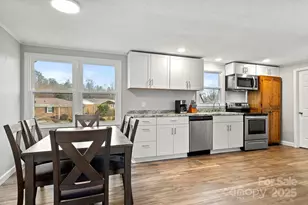 146 Oldcastle Ln, Forest City, NC 28043 - Photo 4