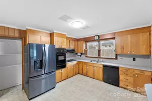 2030 Leslie Dr, Gastonia, NC 28054 - Photo 8