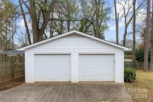 2030 Leslie Dr, Gastonia, NC 28054 - Photo 22