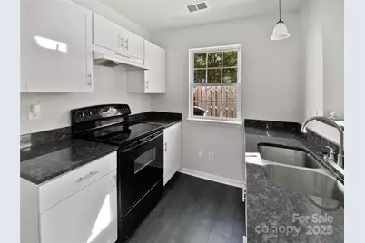 6086 Cougar Lane, Charlotte, NC 28269 - Photo 2