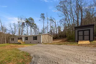 171 Peaceful Hill Dr, Old Fort, NC 28762 - Photo 2