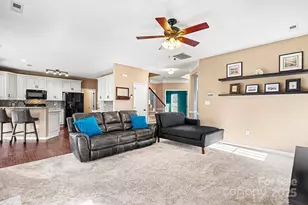 4501 Bellmore Ct, Charlotte, NC 28269 - Photo 6