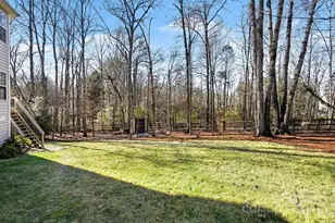 4501 Bellmore Ct, Charlotte, NC 28269 - Photo 32