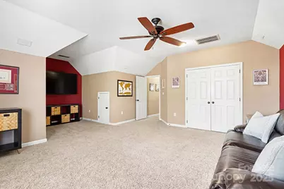 4501 Bellmore Court, Charlotte, NC 28269 - Photo 26