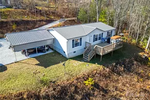 33 N Shadow Run, Balsam Grove, NC 28708 - Photo 2