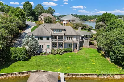 271 44th Avenue Circle NW, Hickory, NC 28601 - Photo 4