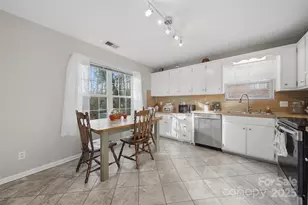 102 Brandywine Dr NE, Conover, NC 28613 - Photo 12