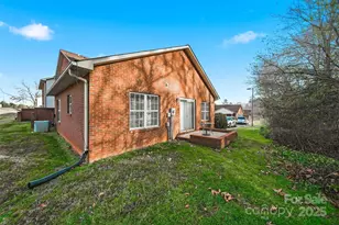 102 Brandywine Dr NE, Conover, NC 28613 - Photo 26