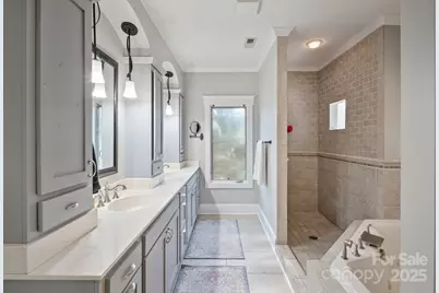 271 44th Avenue Circle NW, Hickory, NC 28601 - Photo 26