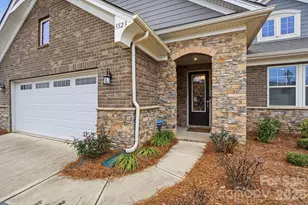 3523 Marchers Trace Dr, Charlotte, NC 28227 - Photo 2