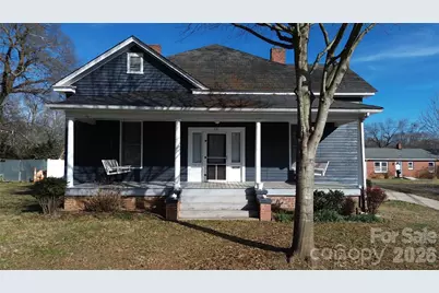 331 S Laurel Street, Lincolnton, NC 28092 - Photo 1