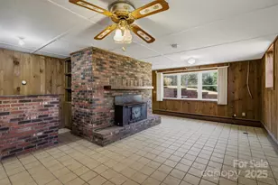 2705 W US 70 Hwy, Morganton, NC 28655 - Photo 14