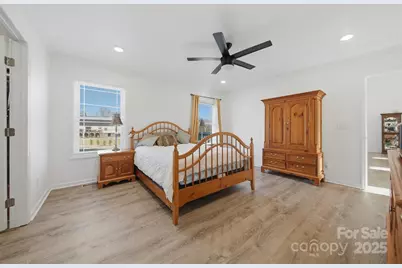 4284 Jefferson Place, Granite Falls, NC 28630 - Photo 12