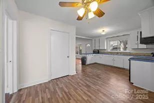 7010 Monroe Rd, Charlotte, NC 28212 - Photo 10