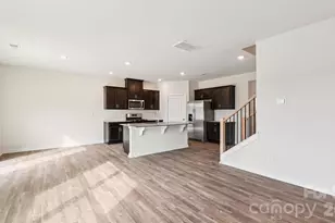 5556 Pamplona Wy, Charlotte, NC 28214 - Photo 4