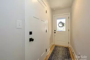 5104 York Park Ln, Charlotte, NC 28217 - Photo 4