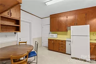 1120 Davie Ave, Statesville, NC 28677 - Photo 24