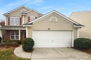 2701 Buckleigh Dr, Charlotte, NC 28215 - Photo 1