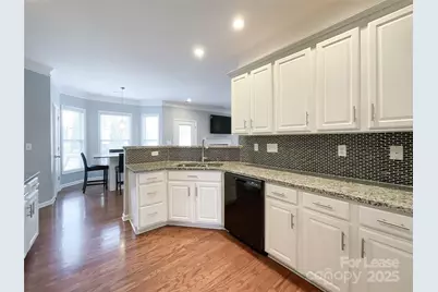 3021 Gloxinia Road, Charlotte, NC 28215 - Photo 4