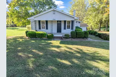 628 New Hope Road, Flat Rock, NC 28731 - Photo 1