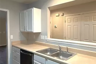 6018 Patric Alan Ct, Charlotte, NC 28216 - Photo 6