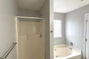 6018 Patric Alan Ct, Charlotte, NC 28216 - Photo 10