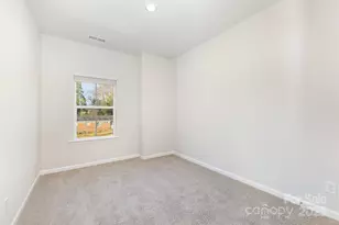 9715 Misenheimer Rd, Charlotte, NC 28215 - Photo 20