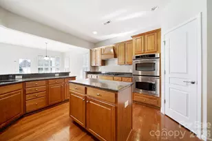 10411 Bethpage Dr, Fort Mill, SC 29707 - Photo 14