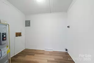 824 6th St NW, Hickory, NC 28601 - Photo 14