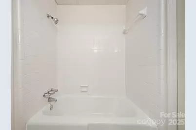 824 6th Street NW #5, Hickory, NC 28601 - Photo 26