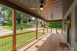 93 Cresthaven Dr, Clyde, NC 28721 - Photo 4