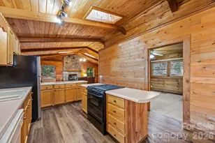 75 Red Oak Ln, Waynesville, NC 28786 - Photo 10