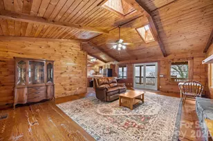 75 Red Oak Ln, Waynesville, NC 28786 - Photo 6