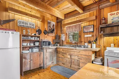 1240 Ferguson Cove Loop, Clyde, NC 28721 - Photo 8